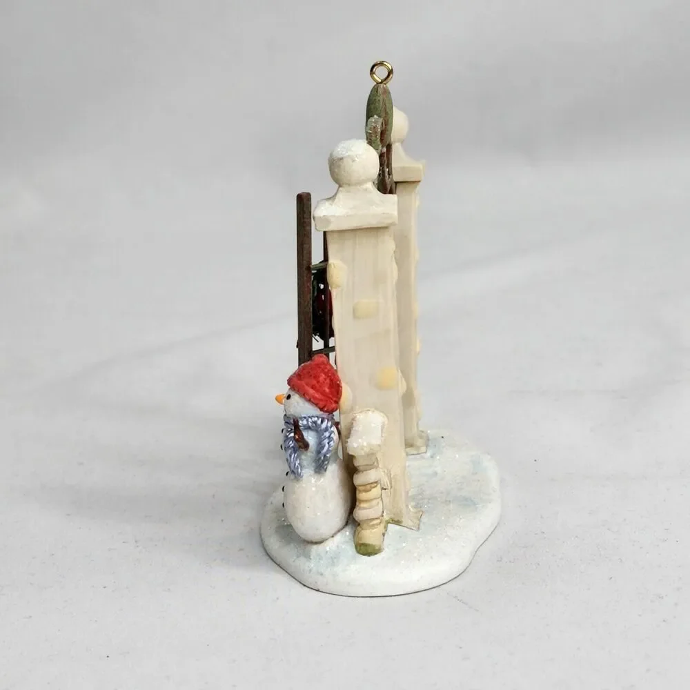 2007 Hallmark Keepsakes The Park Gates Winter Park Christmas Ornament Snowman